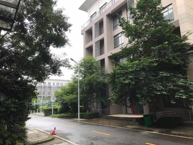 Herbanext Lab visited incubation and scale-up facility of one of the top universities in China - Huazhong University of Science and Technology in Wuhan